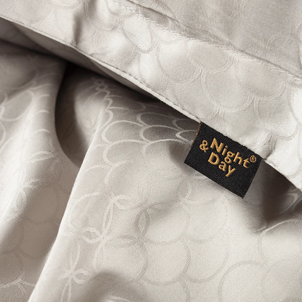 OPAL - Sengetøj LUXUS Jacquard 140x200 sand