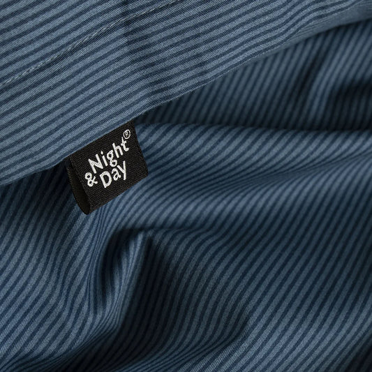 RAIE - Bomuldssatin sengetøj 140x200 blå