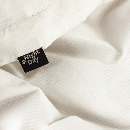 RAIE - Bomuldssatin sengetøj 140x200 hvid