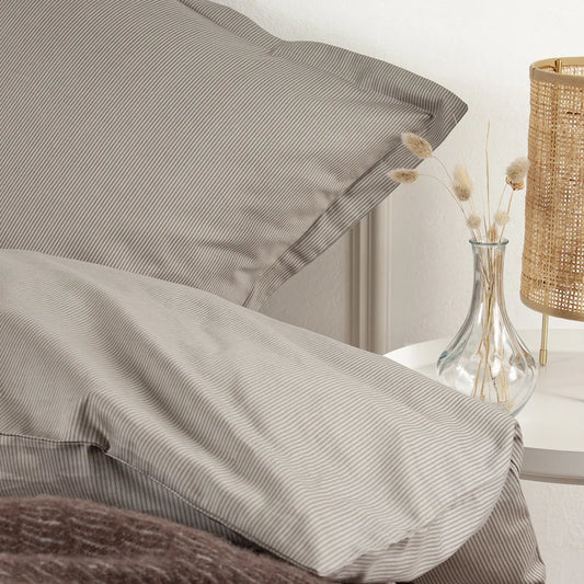 RAIE - Sengetøj LUXUS Satin 200x220 mørk sand