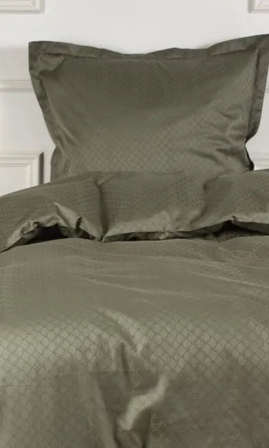 OPAL - Jacquard sengetøj 140x200 oliven